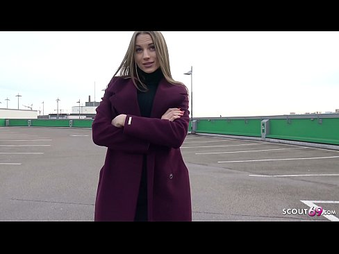 ❤️ O SCOUT ALEMÁN É UN SOÑO QUE TOCA STEELE, UN APARCAMENTO E SEXY POR DINERO ❤️ Super porno en % gl.porn-milf300.ru % ️❤