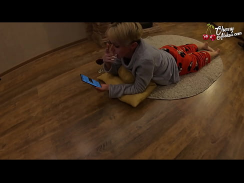 ❤️ Loura tola chupando unha enorme polla chupando e rebotando nela - Sexo anal ❤️ Super porno en % gl.porn-milf300.ru % ️❤