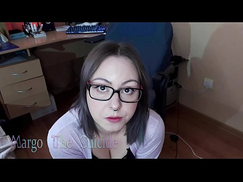 ❤️ Moza sexy con lentes chupa un consolador profundamente ante a cámara ❤️ Super porno en % gl.porn-milf300.ru % ️❤