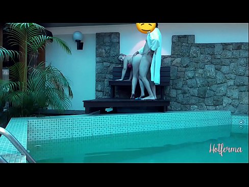 ❤️ O xefe invita a criada á piscina, pero non puido resistirse a un quente ❤️ Super porno en % gl.porn-milf300.ru % ️❤